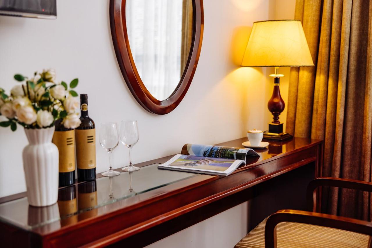 Garni Hotel Planeta Inn Novi Sad Bagian luar foto