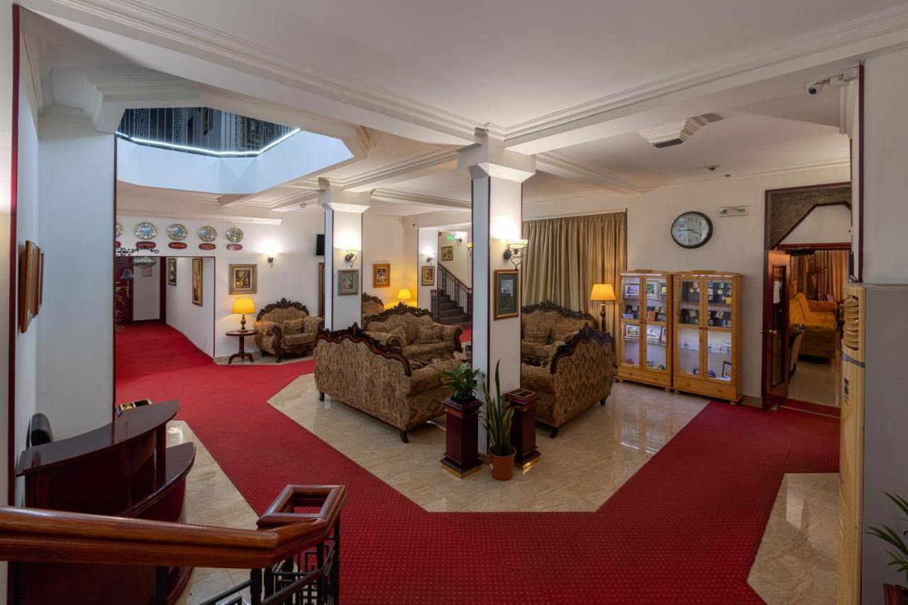 Garni Hotel Planeta Inn Novi Sad Bagian luar foto