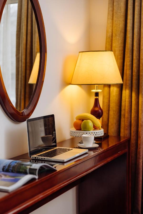 Garni Hotel Planeta Inn Novi Sad Bagian luar foto