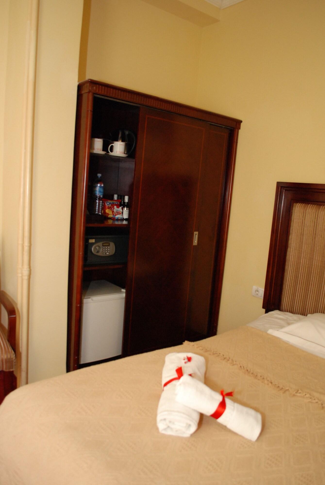 Garni Hotel Planeta Inn Novi Sad Bagian luar foto