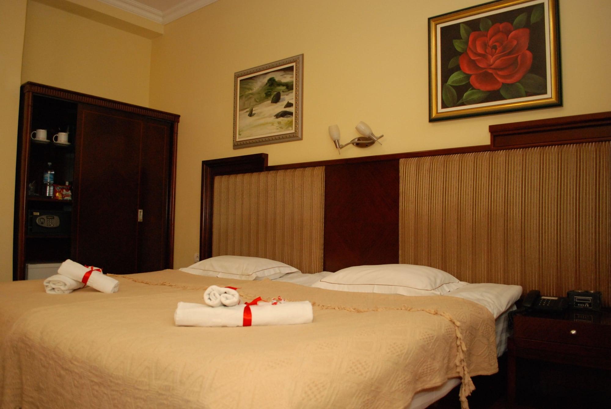 Garni Hotel Planeta Inn Novi Sad Bagian luar foto