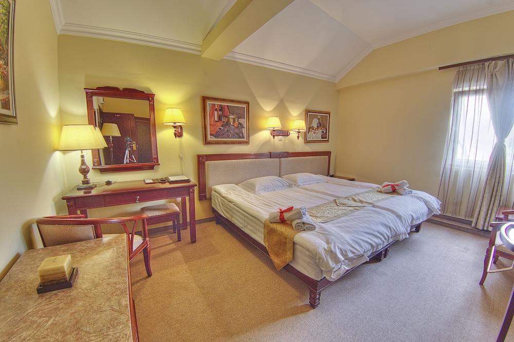Garni Hotel Planeta Inn Novi Sad Bagian luar foto