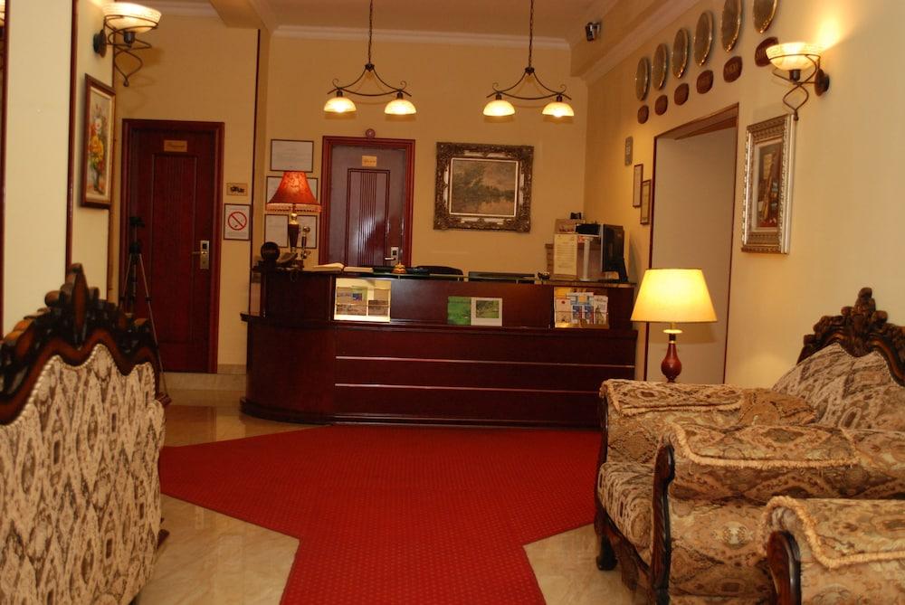 Garni Hotel Planeta Inn Novi Sad Bagian luar foto